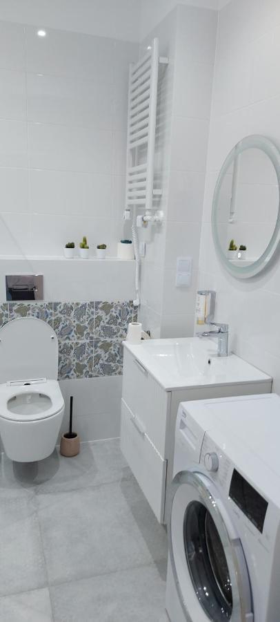Juwel Apartments Krakow Indyjski Ap 29 ภายนอก รูปภาพ